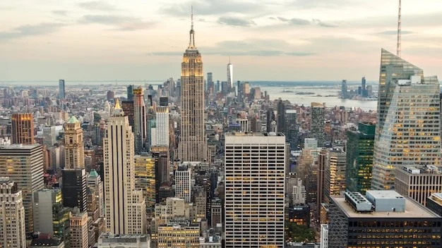 Panorama view of new york city skyline and skyscrapers at sunset
